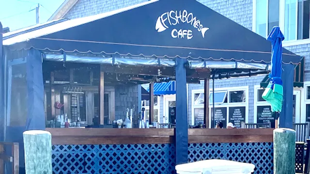 Fishbones Bar & Grille