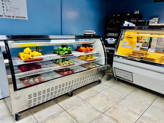 LT New Orleans Seafood Market