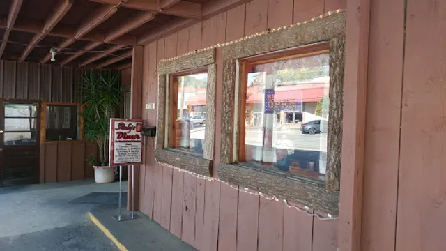 Ruby & Family Diner