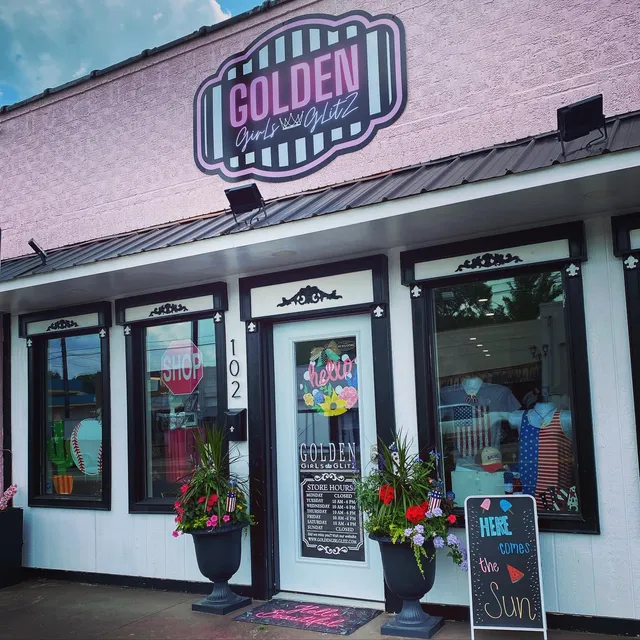GoLden GirLs GLitZ