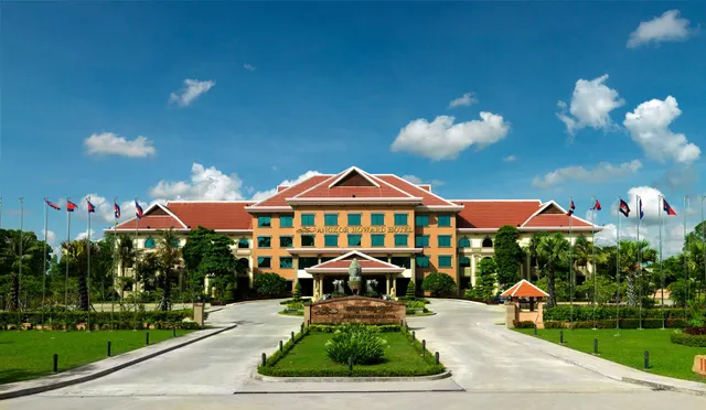 Angkor Howard Hotel