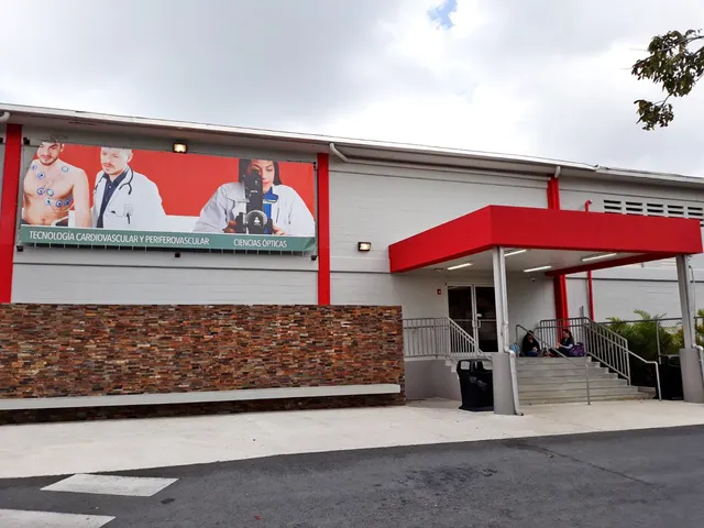 Columbia Central University - Recinto de Bayamón