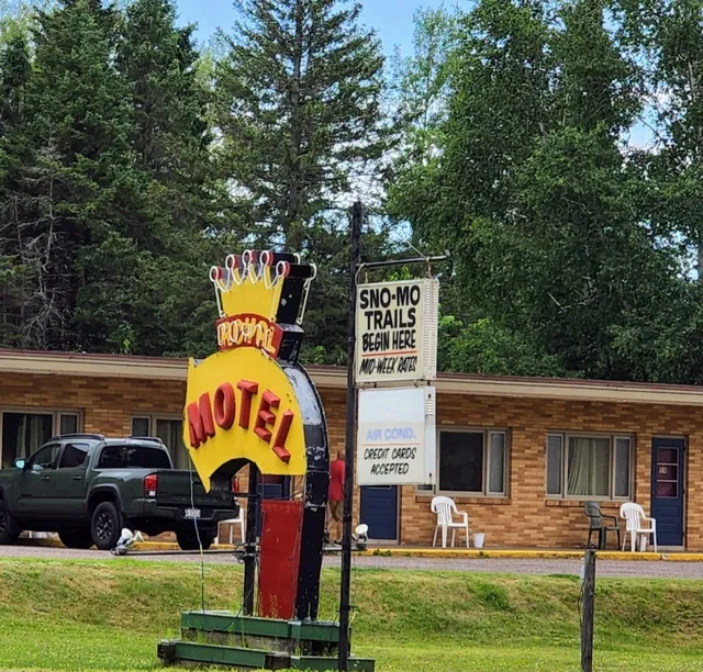 Royal Motel