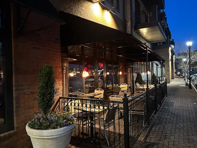 L'Thai Organic Cuisine & Wine Bar (Smyrna)