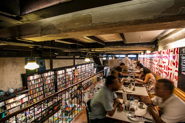 Verso - Café e Restaurante