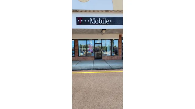 T-Mobile Authorized Retailer