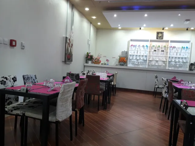 Yin & Yang Restaurant