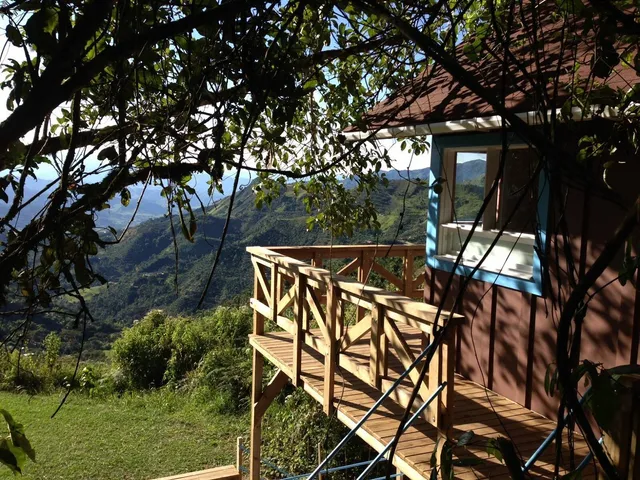 La Esperanza Bird Lodge & Reserve