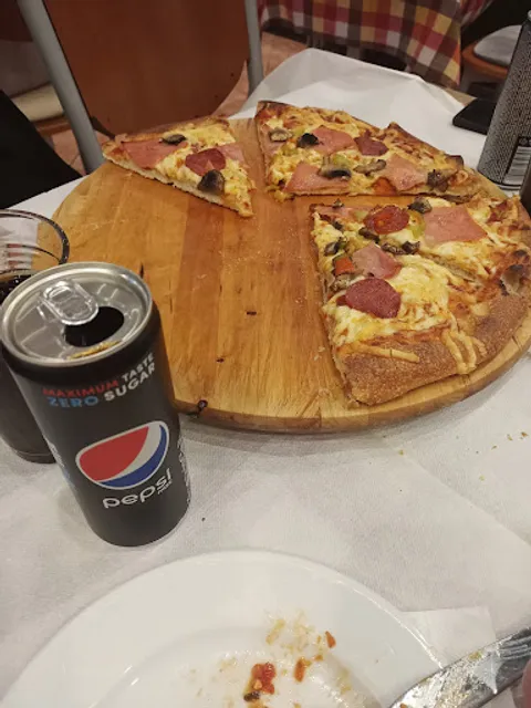 Πίτσα Τσουκαλάς