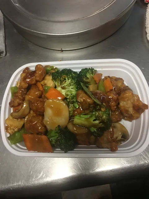 Yummy Yummy Chinese Restaurant