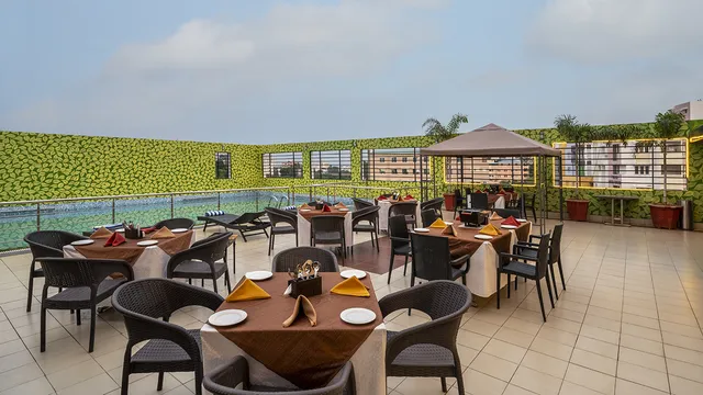 Upper Deck by Sterling V Grand