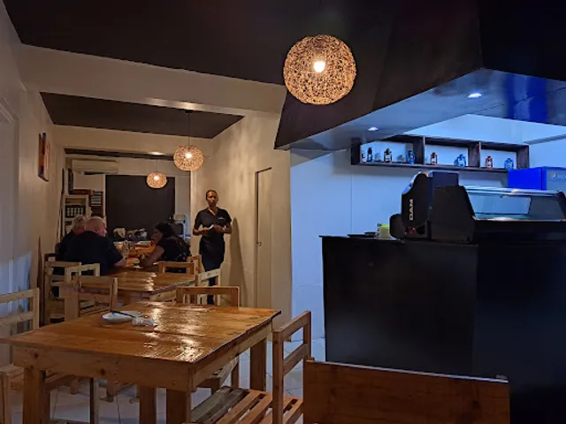 Taka Sushi & Yakitori Grill