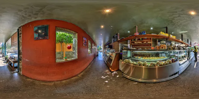 Mount Beauty Bakery (Licenced)