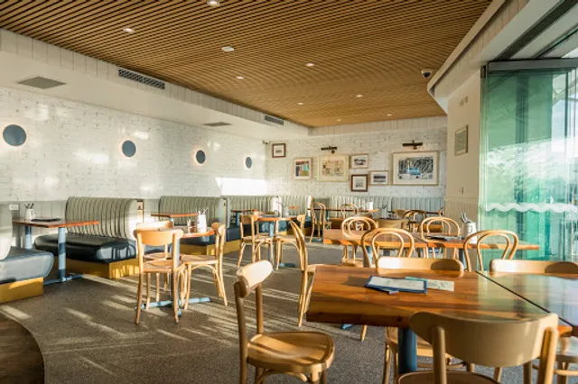 Scarborough Beach Bar