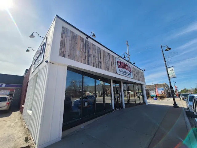 Chuck’s Roadhouse Bar & Grill