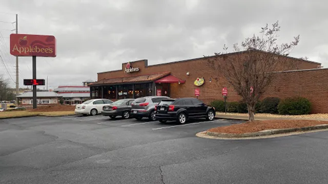 Applebee's Grill + Bar