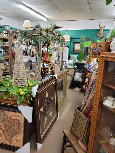 Main Street Antiques-Interiors
