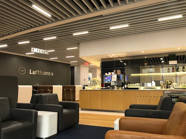 Lufthansa Lounge