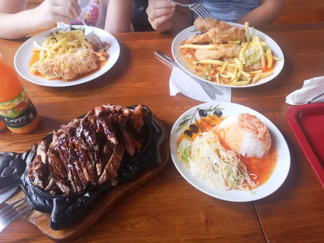 Sajgon Nadbystrzycka