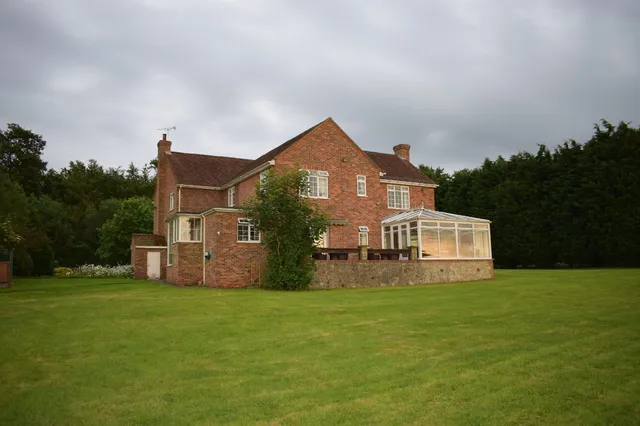 Plumpton House Bed and Breakfast
