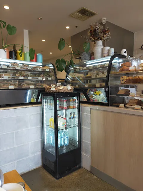 Farro Nourishing Eatery