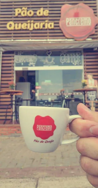 Pancremo pão de queijo + café - Cafeteria