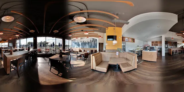 Famoso Pronto - St Albert