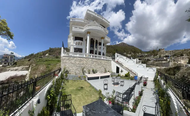 The White House Villa