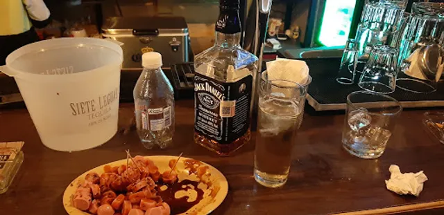 Garage Alternativo Rock Bar