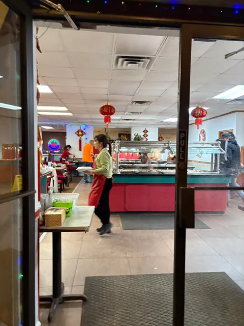 Lucky Buffet Chinese Restaurant/Delivery