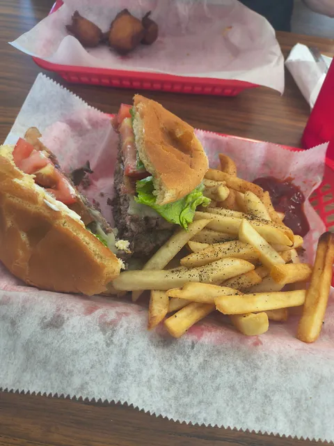 Little Roadside Grill