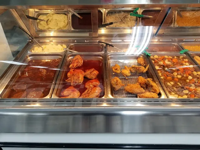 Sun-Do Gas Station / Freedom Grocery & Grill