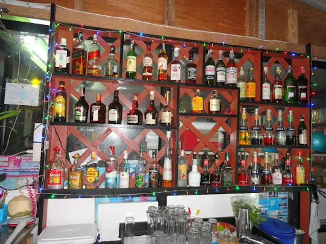 Cocktail King&Kiin Restaurant