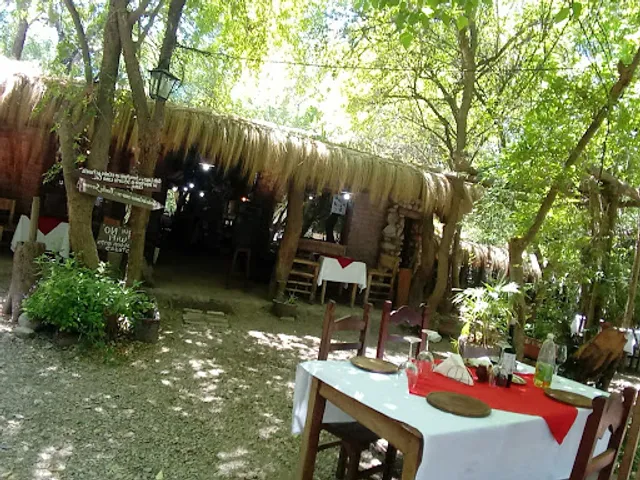 RANCHO SERRANO COMEDOR