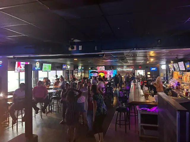 FROGGYS BAR and GRILL