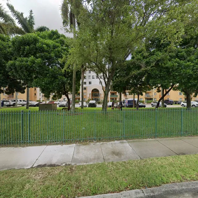 9300 Fontainebleau Blvd