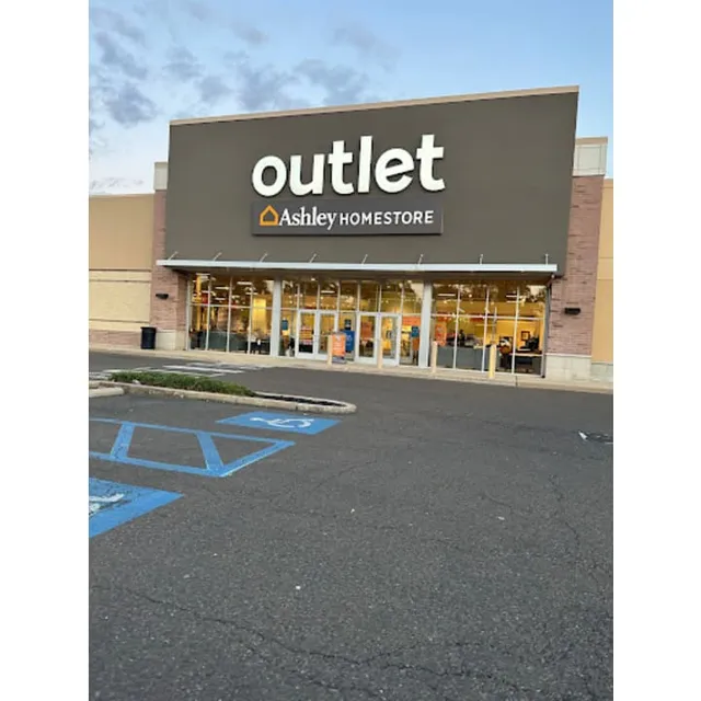 Ashley Outlet