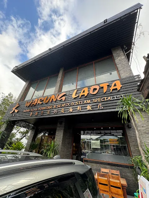 Warung Laota