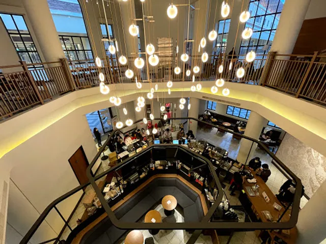 STARBUCKS Lihpao Bell Tower Shop