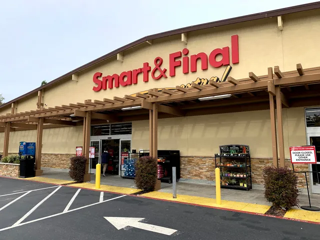 Smart & Final Extra!