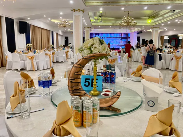 Aquaria Cafe Restaurant