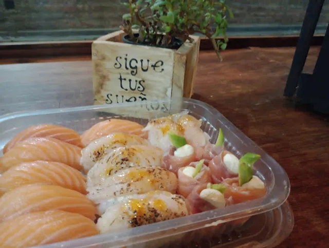 Cabaña Adorian sushi