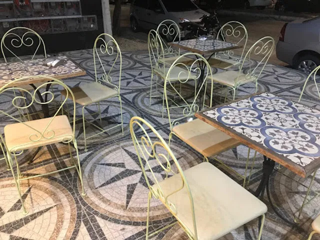 Retrô Por Tallyta Nogueira