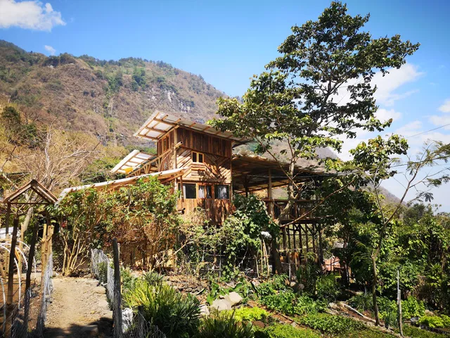 Granja Tz'ikin - The Farm