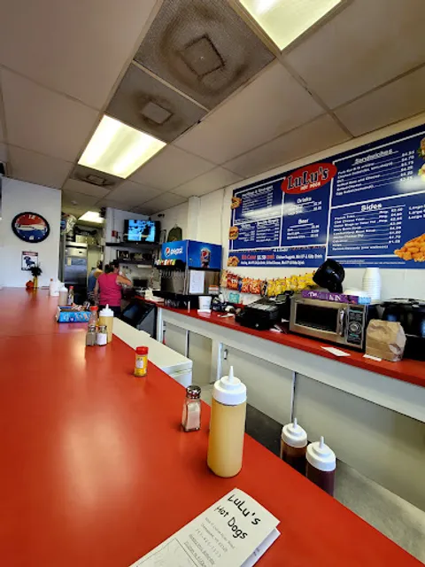 Lulu's Hotdogs
