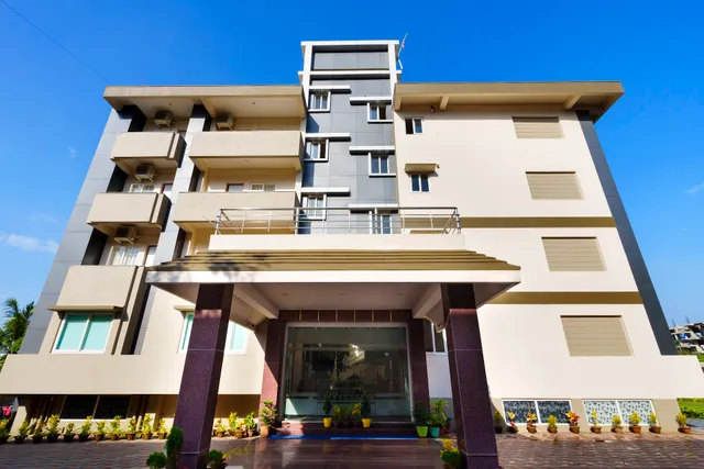 Xenious Hermitage Koshal, Puri