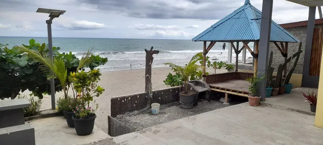 Villa Mila & Wisma Mila tepi pantai pelabuhan ratu