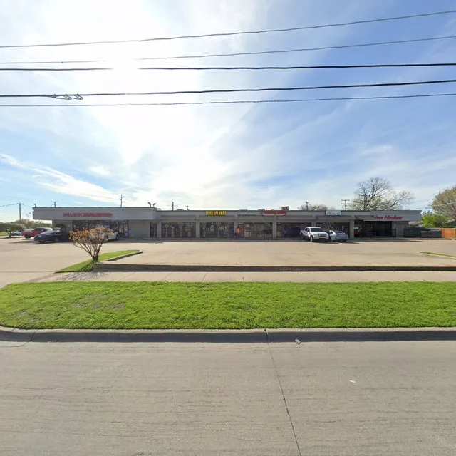 New Era Cuts Garland