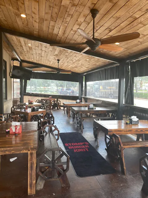 Stomp's Burger Joint