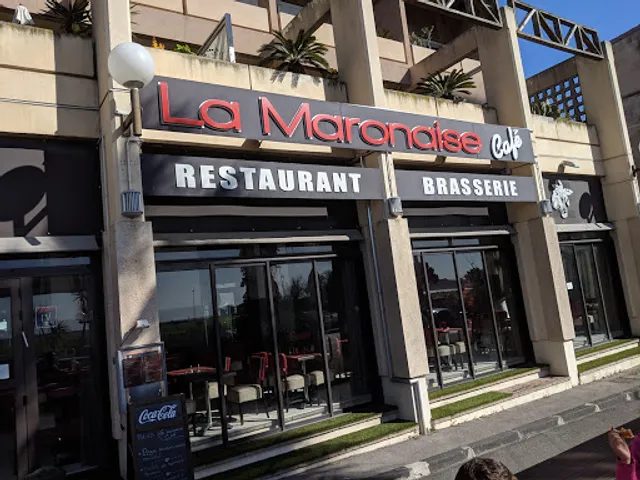 La Maronaise Café
